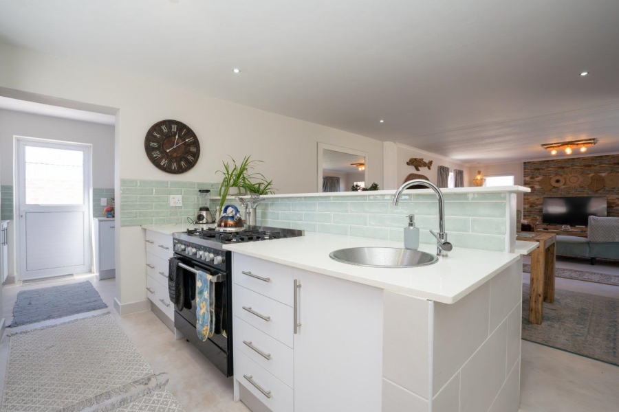3 Bedroom Property for Sale in Bluewater Bay Western Cape